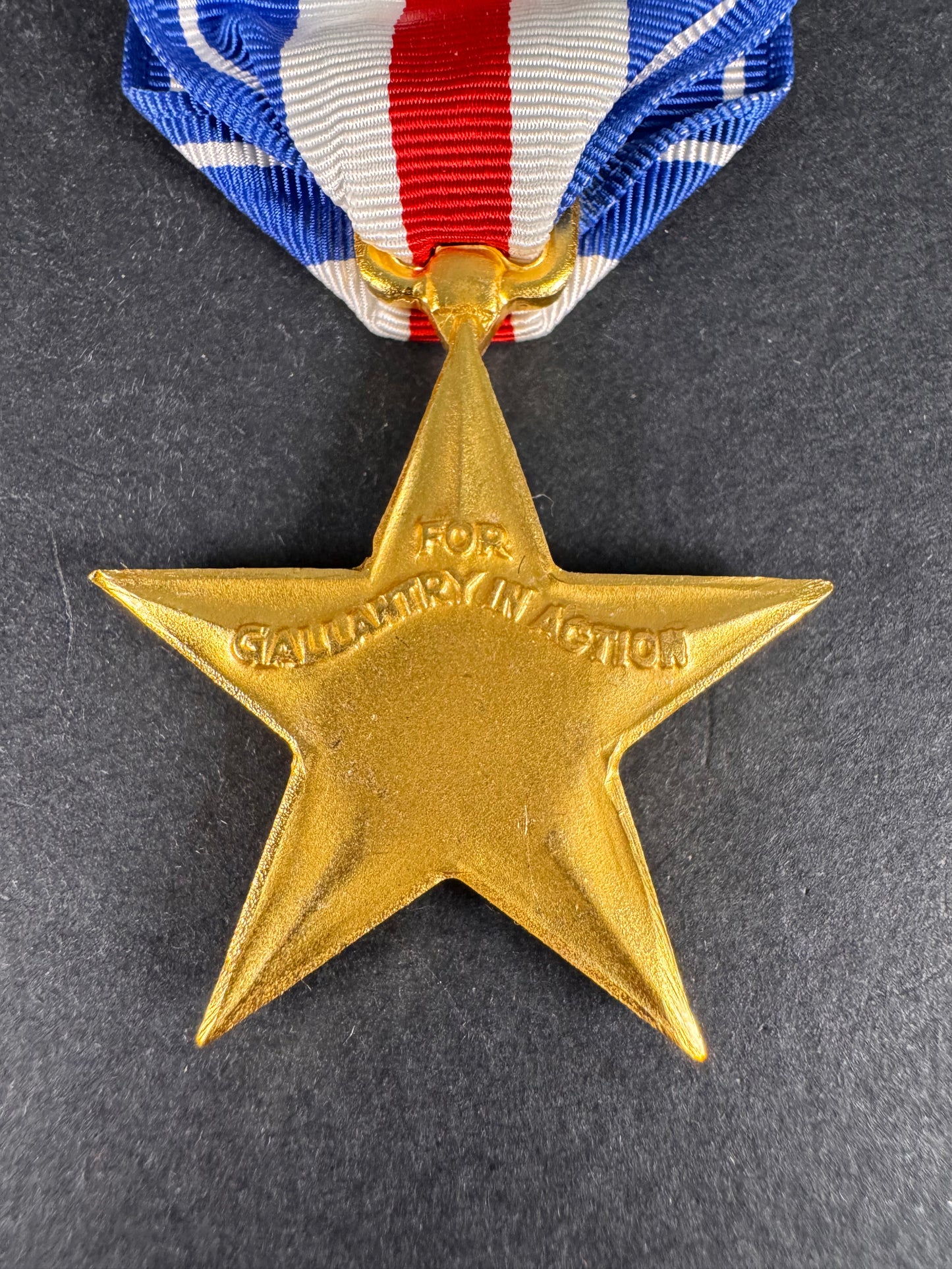 Photo 4 of United States Silver Star Medal LIGI - collectible militaria item
