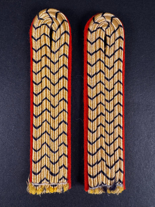 Photo 1 of Third Reich Germany Deutsche Reichsbahn Senior Official's Shoulder Boards - collectible militaria item