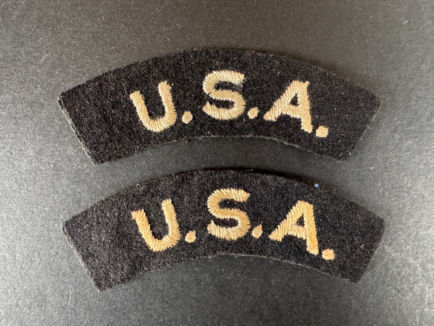 Photo 1 of WW2 British Royal Air Force U.S.A. Nationality Shoulder Titles - collectible militaria item