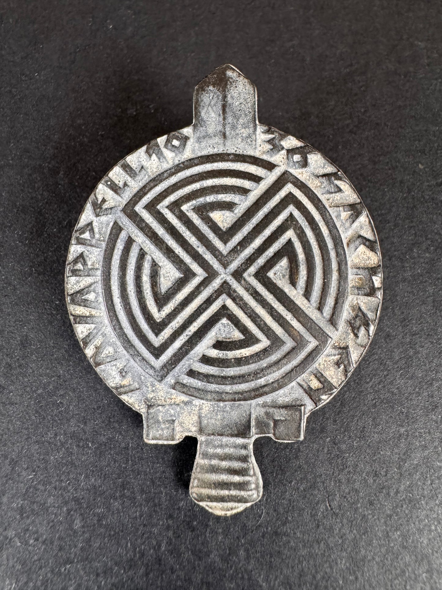 Photo 1 of Third Reich Gau Appell Sachsen 1936 Tinnie Badge - collectible militaria item