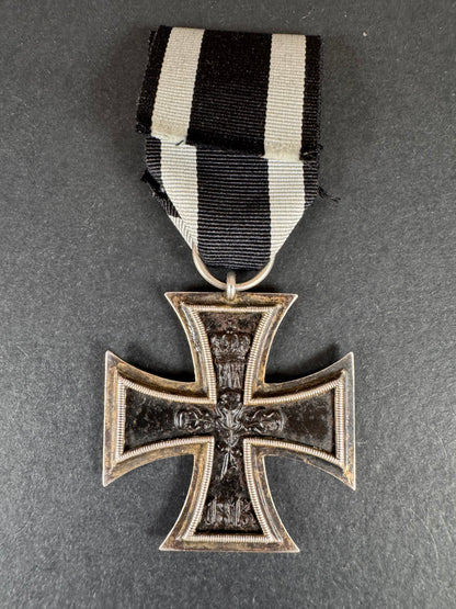 Photo 3 of WW1 German 1914 Iron Cross 2nd Class Medal WILM - collectible militaria item