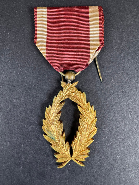 Photo 1 of WW2 Belgium Golden Palms of The Order of The Crown Medal - collectible militaria item
