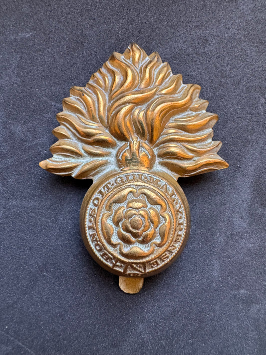 Photo 1 of WW1 British Army Royal Fusiliers Cap Badge - collectible militaria item
