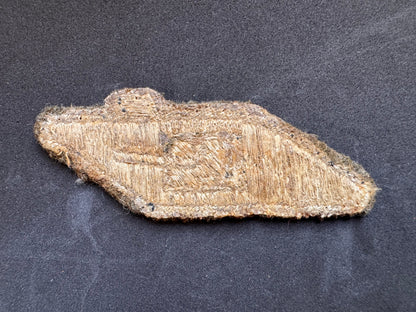 Photo 2 of WW2 British Army Royal Tank Regiment Cloth Arm Badge - collectible militaria item