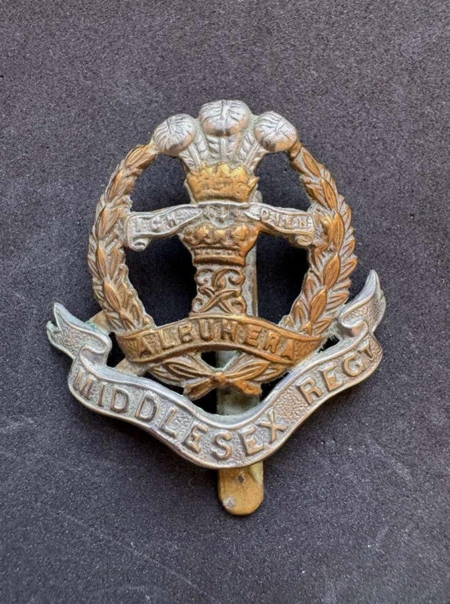 Photo 1 of WW1 British Army The Middlesex Infantry Regiment Cap Badge - collectible militaria item