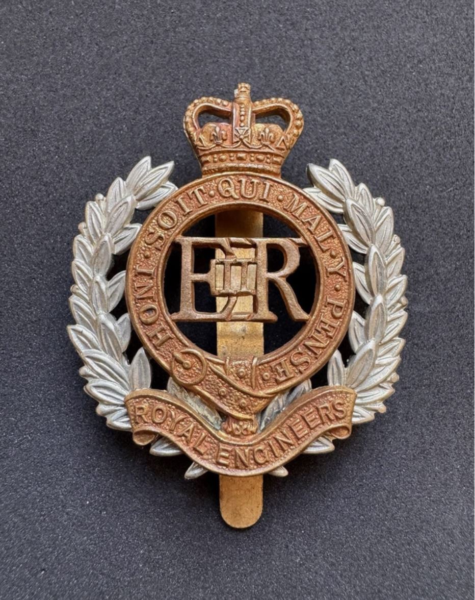 Photo 1 of After WW2 British Army Royal Engineers Warrant Officer's Cap Badge - collectible militaria item