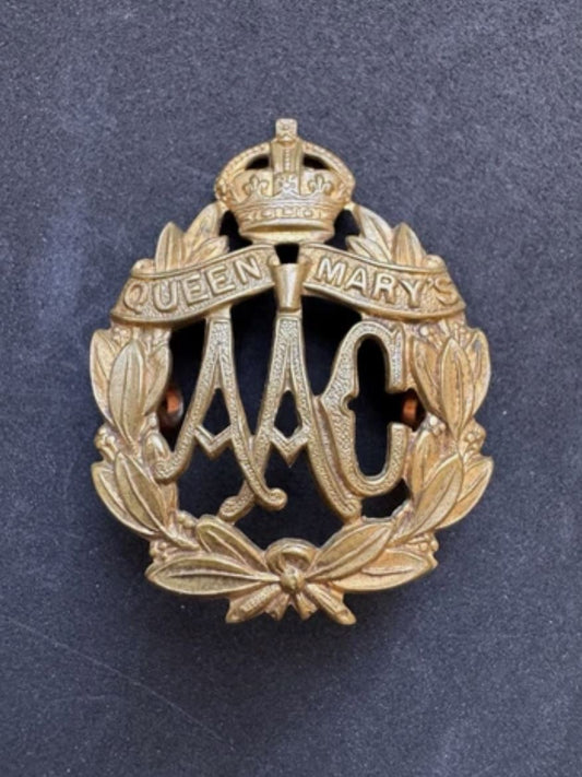 Photo 1 of WW1 British Queen Mary's Army Auxiliary Corps Cap Badge QMAAC - collectible militaria item