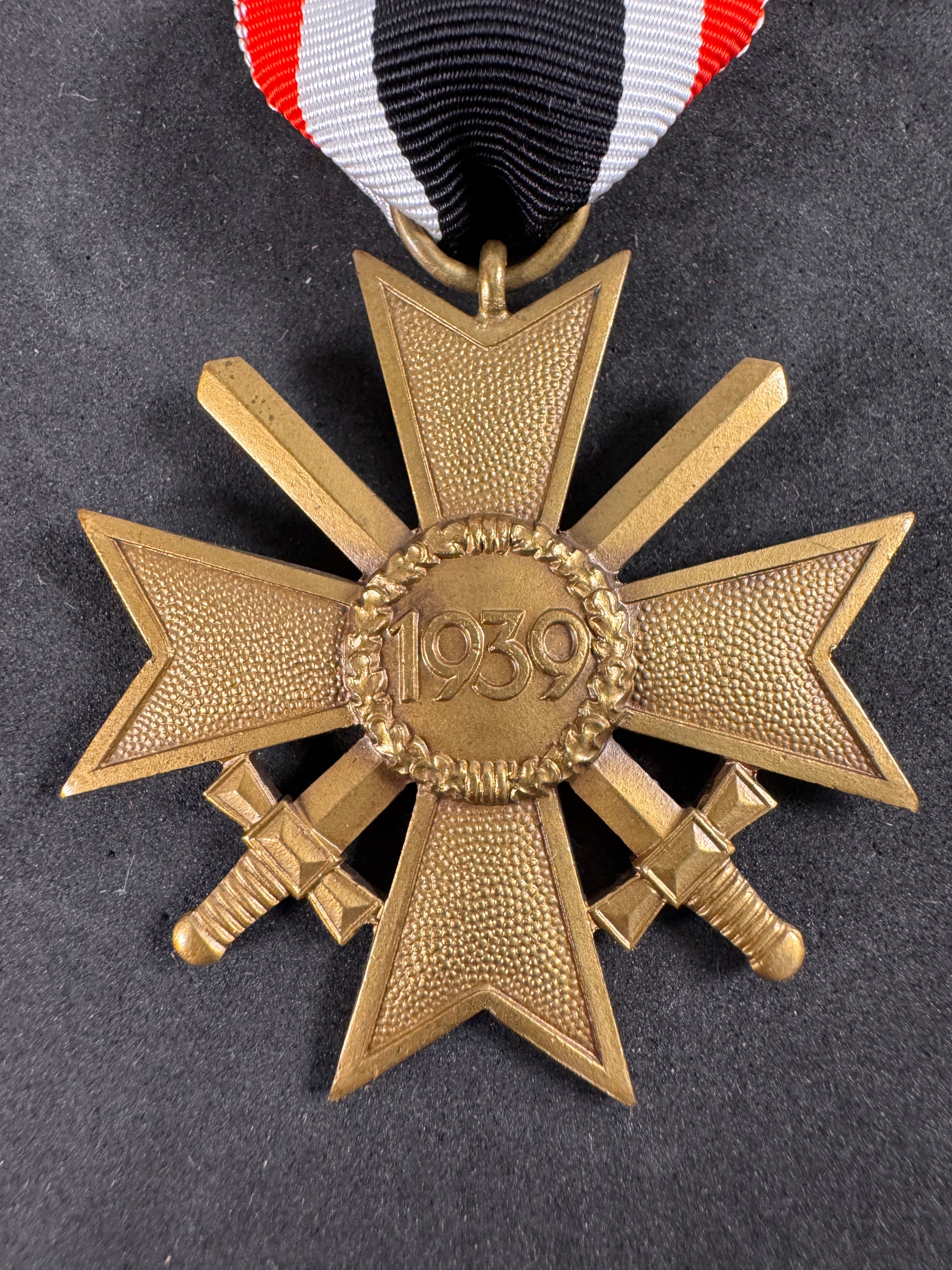 Photo 4 of WW2 German War Merit Cross with Swords 2nd Class Medal - Maker Marked "39" - collectible militaria item