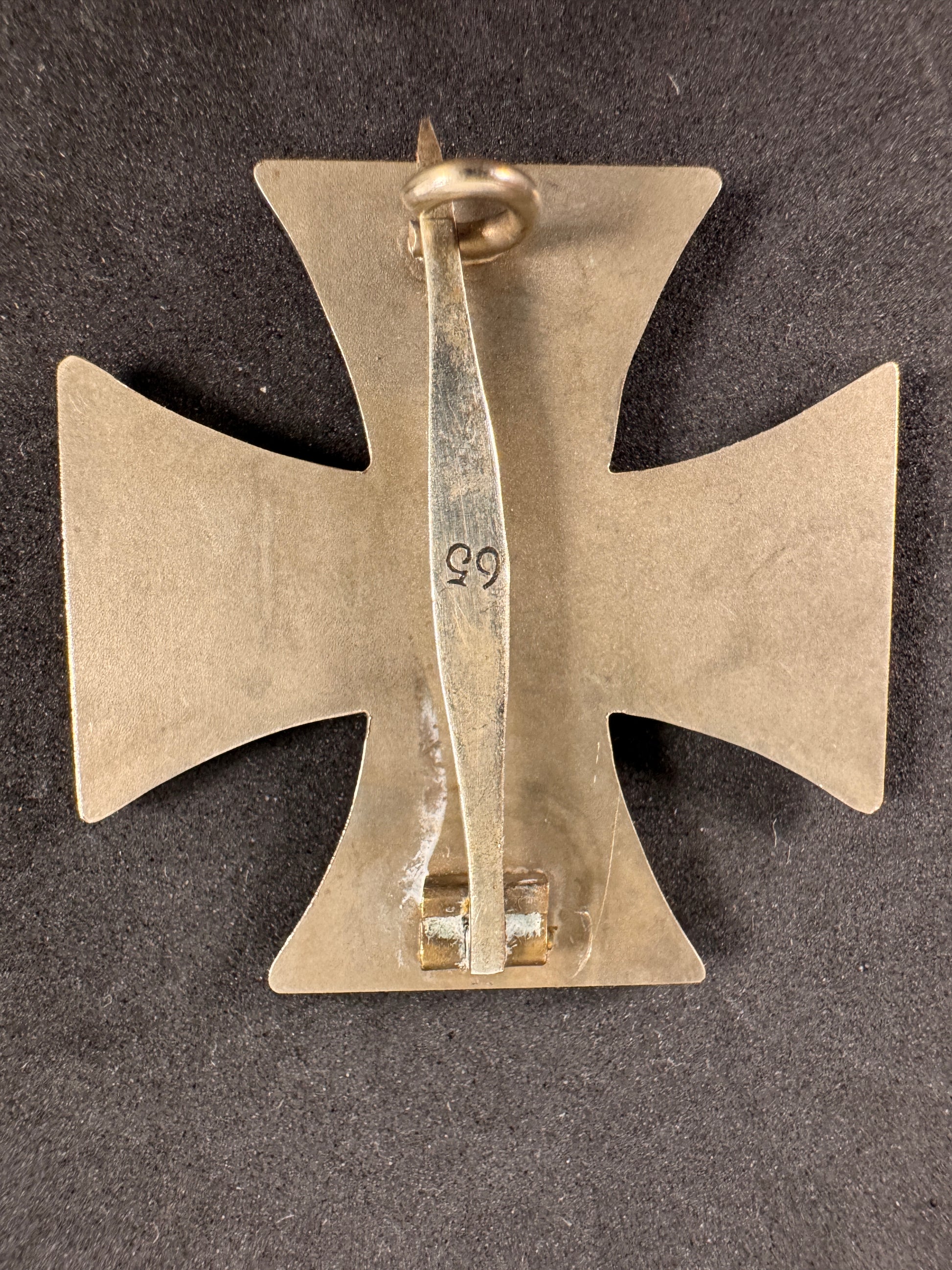 Photo 5 of WW2 German Iron Cross 1st Class - Maker Marked “65” (Klein & Quenzer) - collectible militaria item