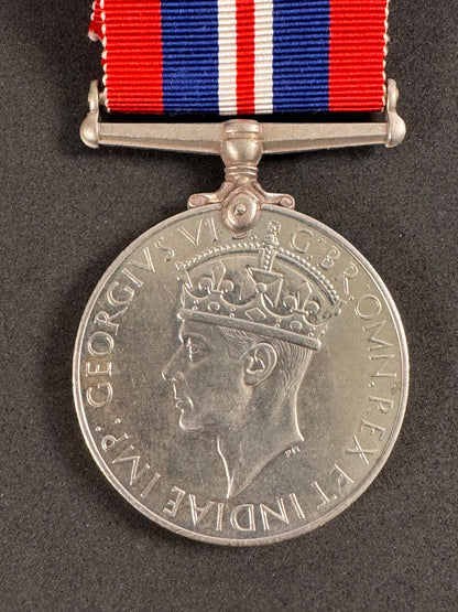 Photo 1 of WW2 British 1939 - 1945 War Medal - collectible militaria item