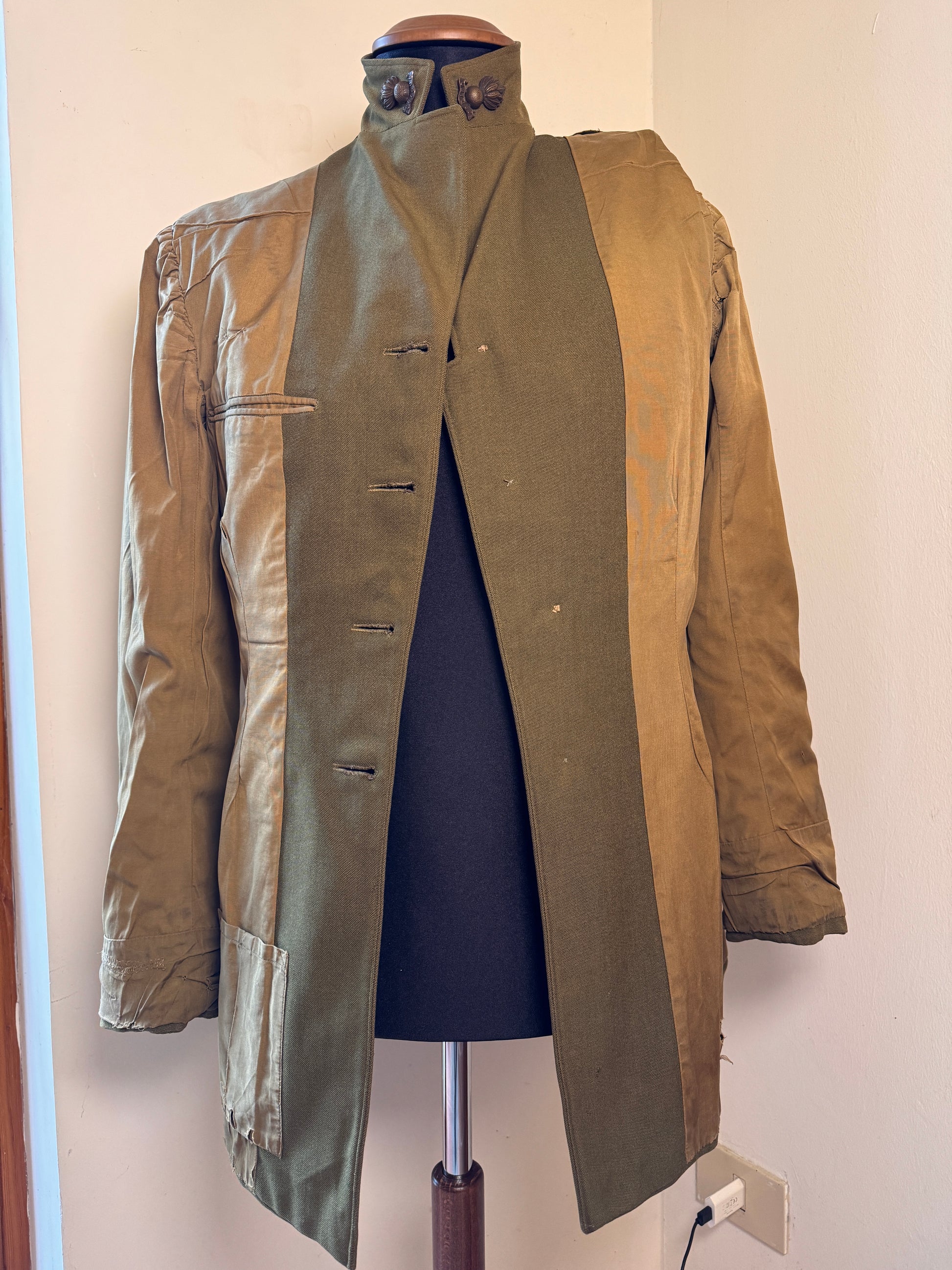 Photo 11 of WW2 British Army Royal Engineers Officer's Service Tunic - collectible militaria item