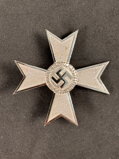 Photo 2 of WW2 German War Merit Cross 1st Class Breast Badge - Without Swords - collectible militaria item