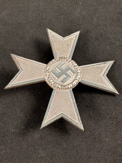 Photo 3 of WW2 German War Merit Cross 1st Class Breast Badge - Without Swords - collectible militaria item