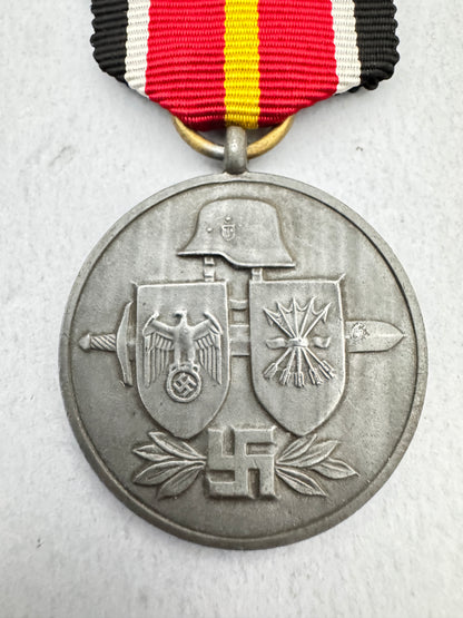 WW2 German Spanish Blue Division Medal – Deschler & Sohn “1” Maker Mark