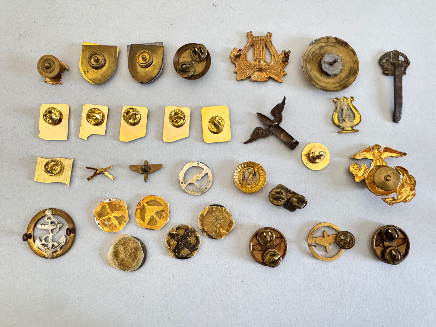 Lot of Militaria Cap Badges Lapel Badges British USA Netherlands Germany