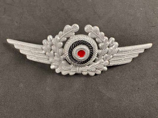 Photo 1 of WW2 German Luftwaffe EM/NCO Visor Cap Cockade Wreath - collectible militaria item