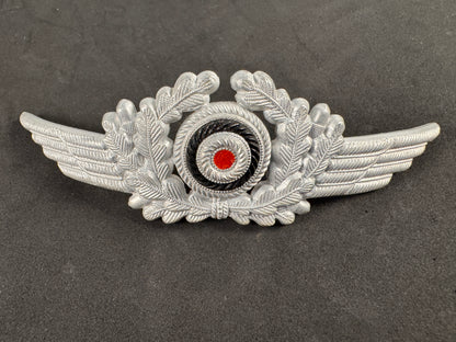 Photo 1 of WW2 German Luftwaffe Visor Cap Cockade Wreath - collectible militaria item