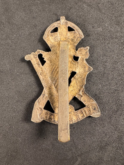 Photo 2 of WW2 British Army Royal Ulster Rifles Cap Badge - overseas pagri badge - collectible militaria item