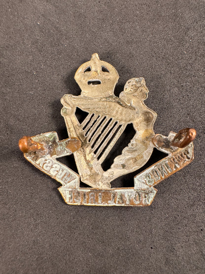 Photo 2 of WW1 British 8th King's Royal Irish Hussars Cap Badge - collectible militaria item