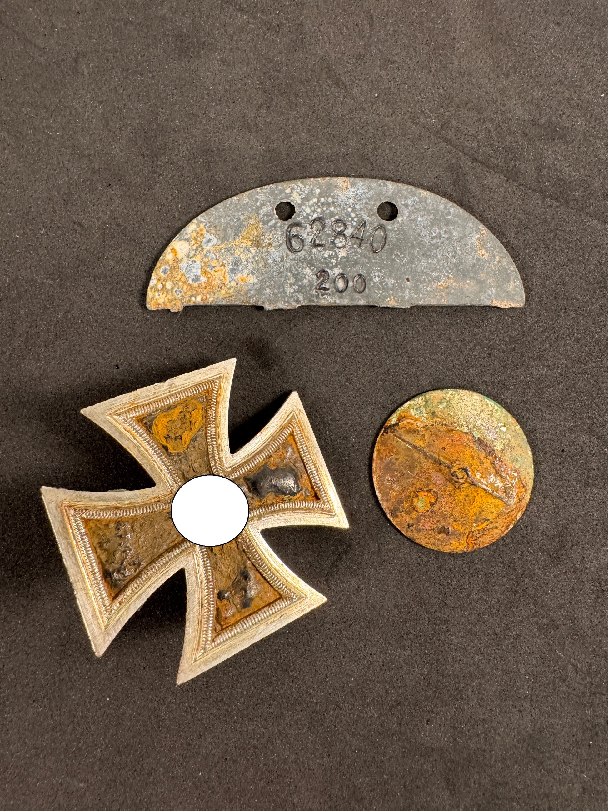 Photo 1 of WW2 German Iron Cross 1st Class Screw back Relic + ID Tag - collectible militaria item