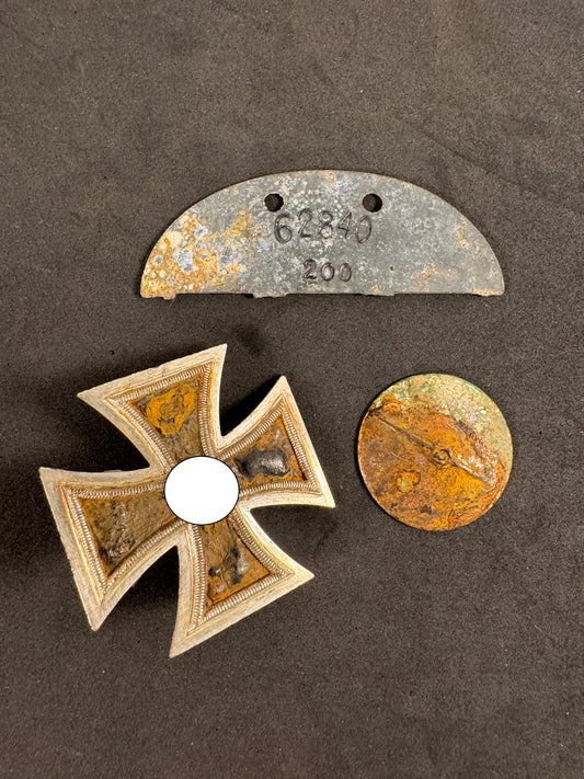 Photo 1 of WW2 German Iron Cross 1st Class Screw back Relic + ID Tag - collectible militaria item