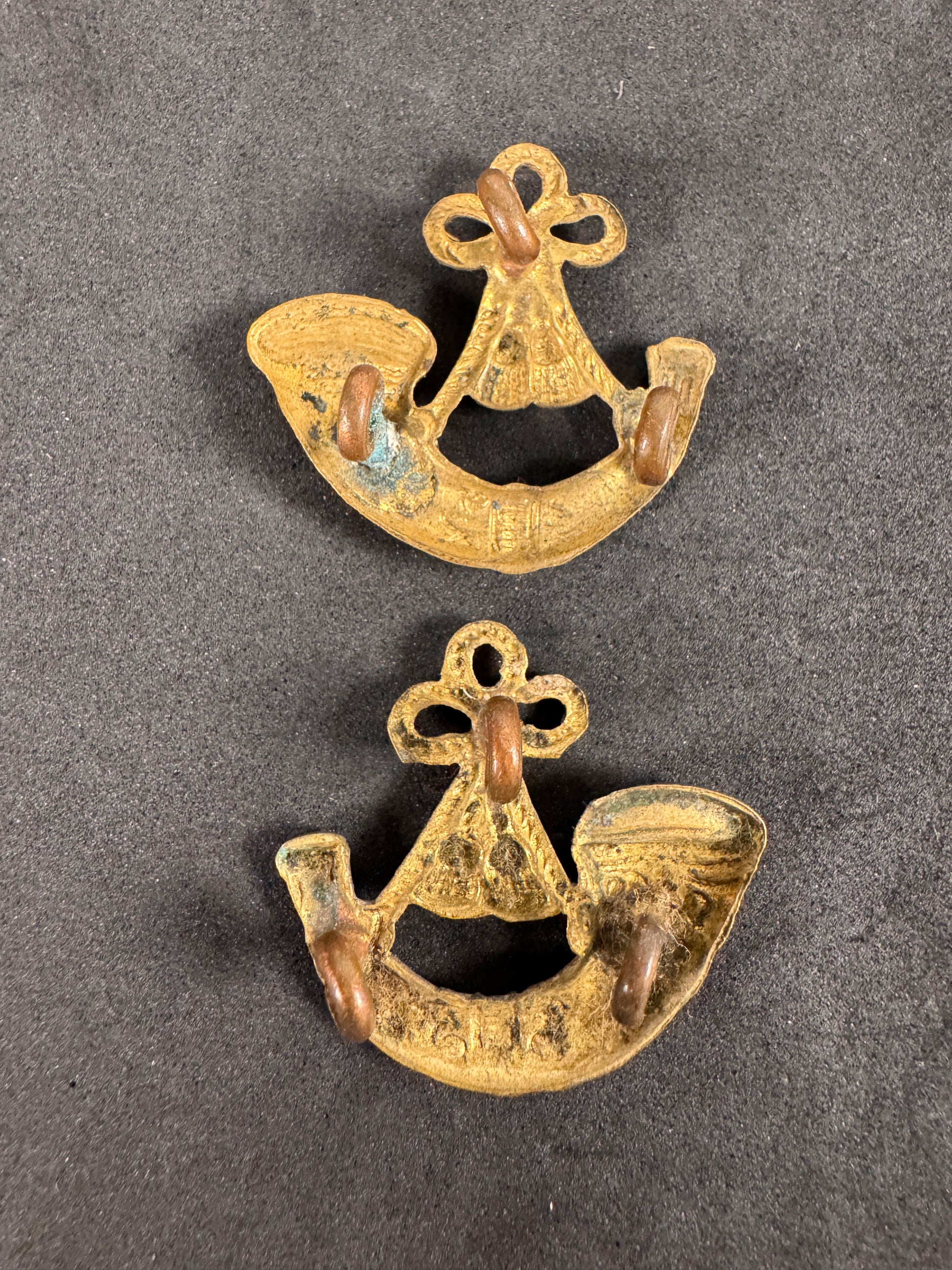 Photo 2 of WW2 British Army Oxfordshire & Buckinghamshire Light Infantry Collar Badges (Pair) - collectible militaria it