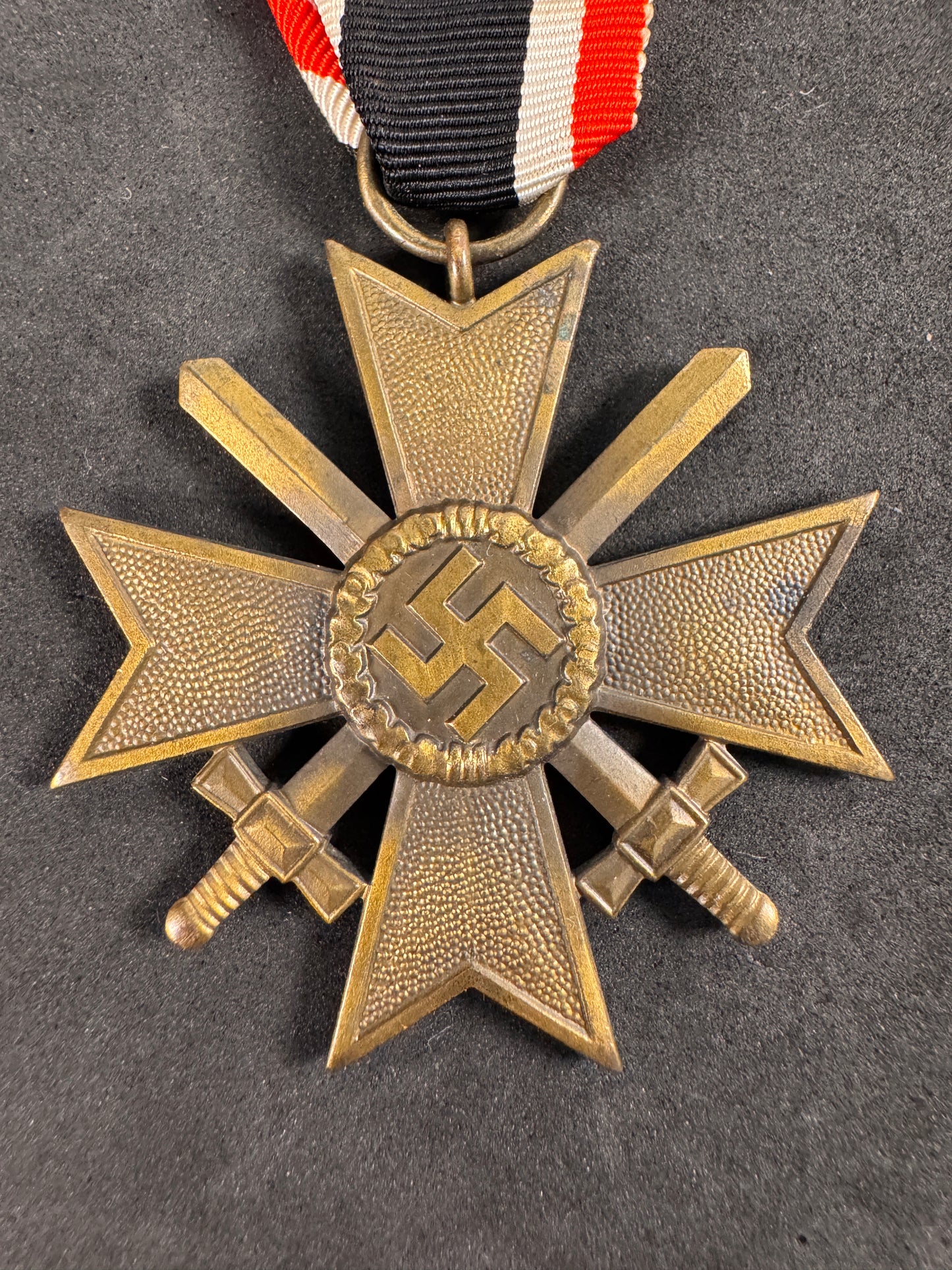 Photo 3 of WW2 German War Merit Cross 2nd Class with Swords - 6 Zimmermann - collectible militaria item