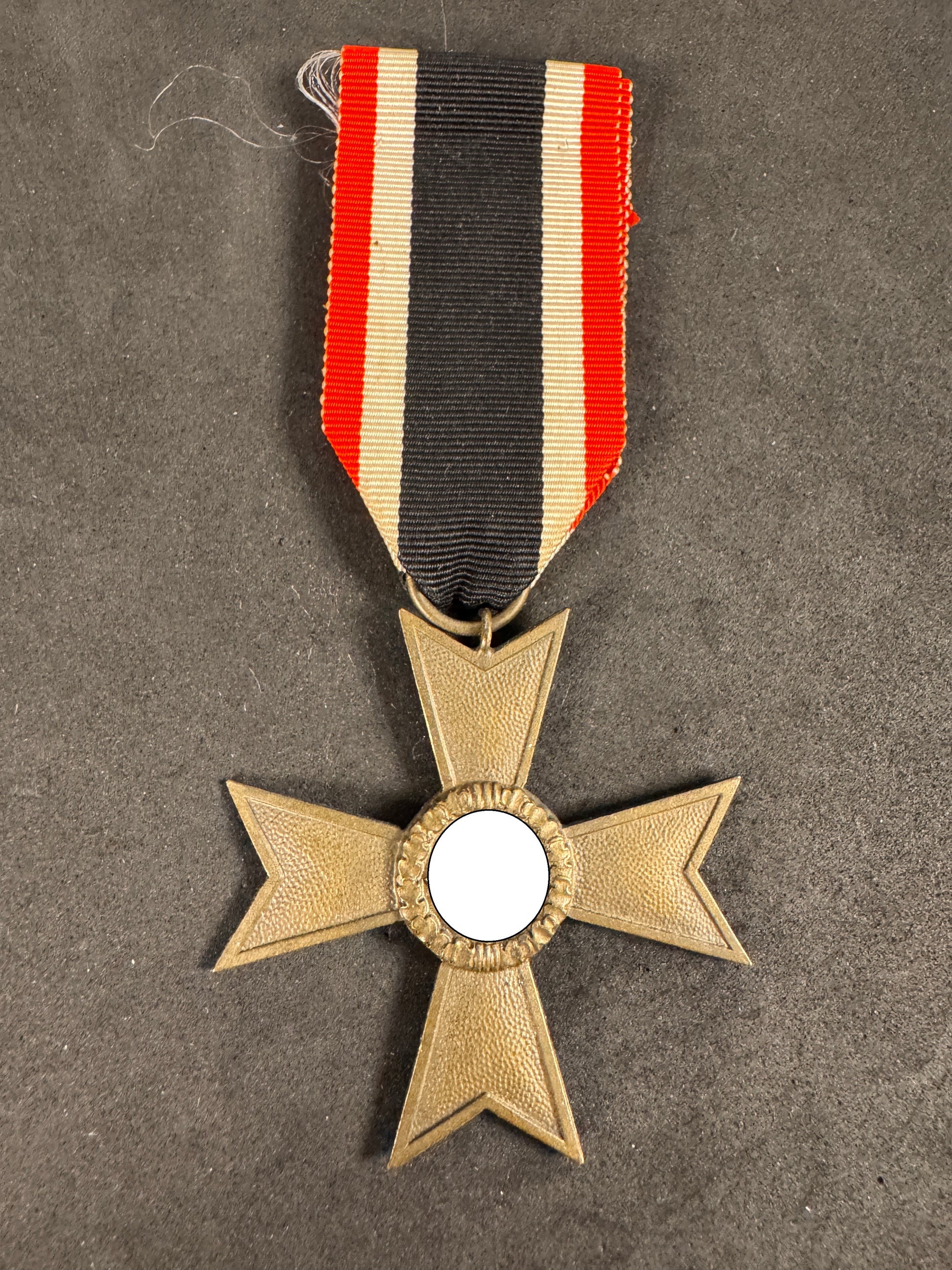 Photo 1 of WW2 German War Merit Cross 2nd Class - Maker Mark 19 - collectible militaria item