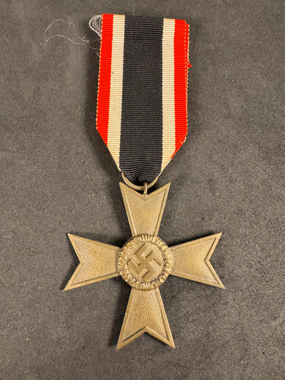 Photo 2 of WW2 German War Merit Cross 2nd Class - Maker Mark 19 - collectible militaria item