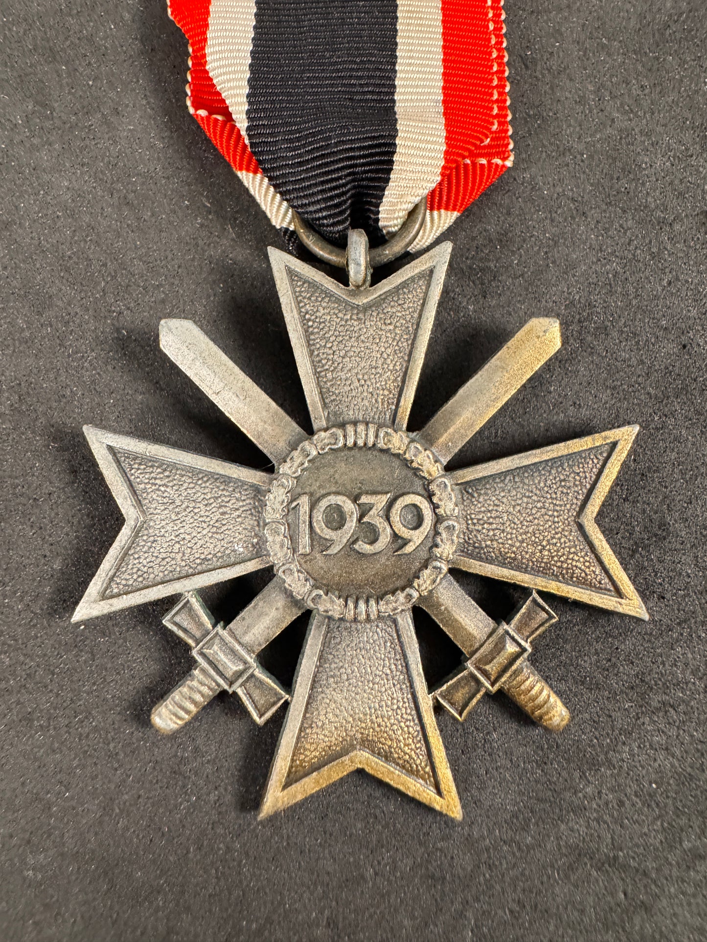 Photo 4 of WW2 German War Merit Cross 2nd Class with Swords Medal - collectible militaria item