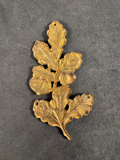 Photo 2 of German Freikorps Bronze Oakleaf Collar Badge (Single, Large Pattern) - collectible militaria item