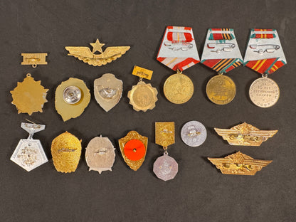 Soviet Russia Medal & Badge Collection – 16x Military & Civil Awards – Large Soviet medal and badge set – consisting of mi...