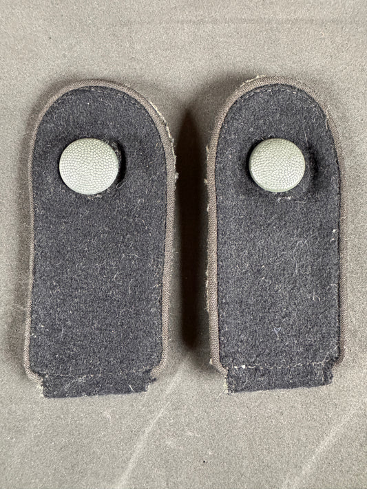 Photo 1 of WW2 German Waffen-SS Mann Engineers Uniform Shoulder Straps - collectible militaria item