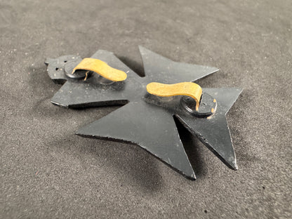 Photo 3 of WW2 British Army King's Royal Rifle Corps War Economy Cap Badge - collectible militaria item