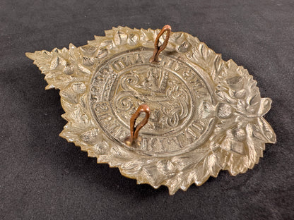 Photo 3 of WW1 British Army Argyll & Sutherland Highlanders Glengarry Cap Badge - collectible militaria item