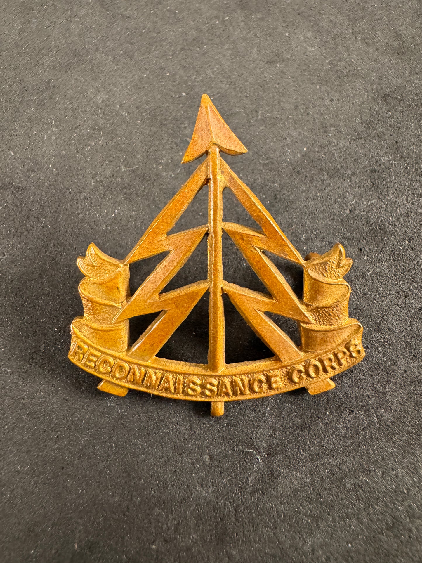 Photo 1 of WW2 British Army Reconnaissance (Recon) Corps Cap Badge - collectible militaria item