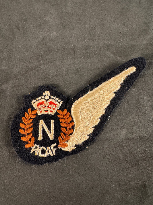 Photo 1 of WW2 Royal Canadian Air Force Navigator's Brevet Wing Badge - collectible militaria item