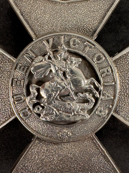 Photo 2 of Edwardian British Officer’s Belt Plate Badge - Queen Victoria’s Rifles - Hobson & Sons - collectible militari