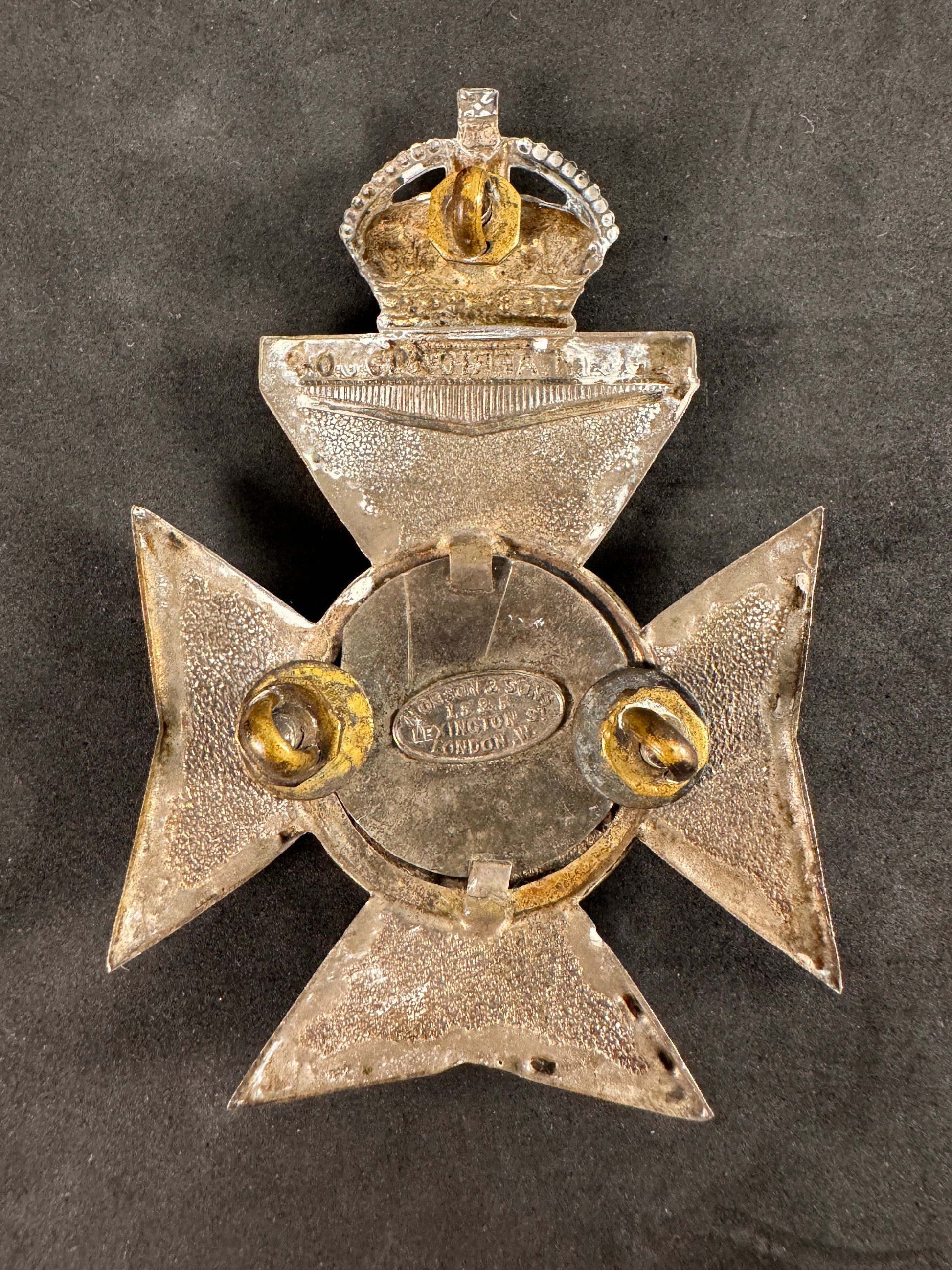 Photo 3 of Edwardian British Officer’s Belt Plate Badge - Queen Victoria’s Rifles - Hobson & Sons - collectible militari