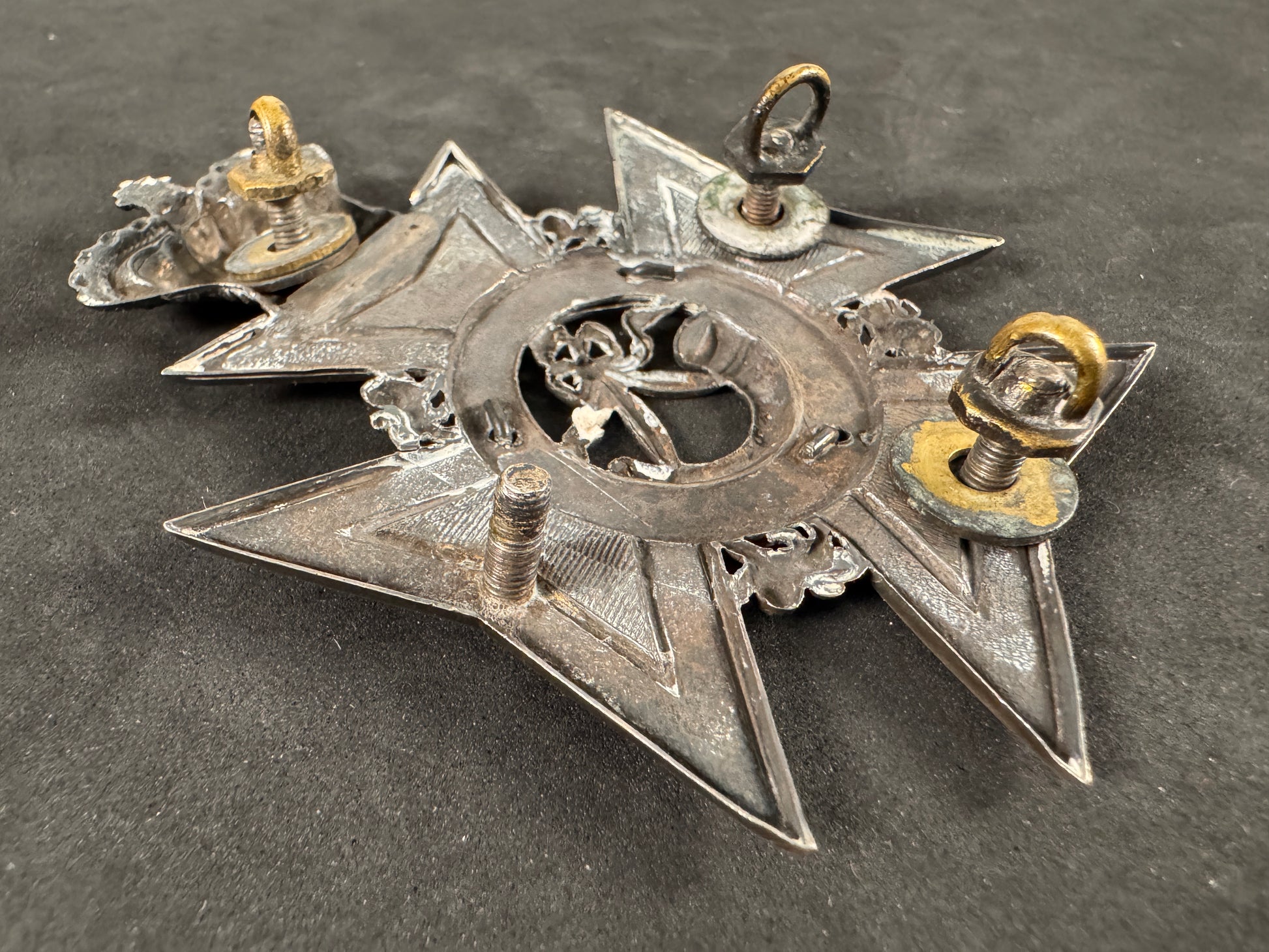 Photo 5 of Victorian British 1st Middlesex Rifle Volunteer Corps Officer's Silver Cross Belt Badge - collectible militar