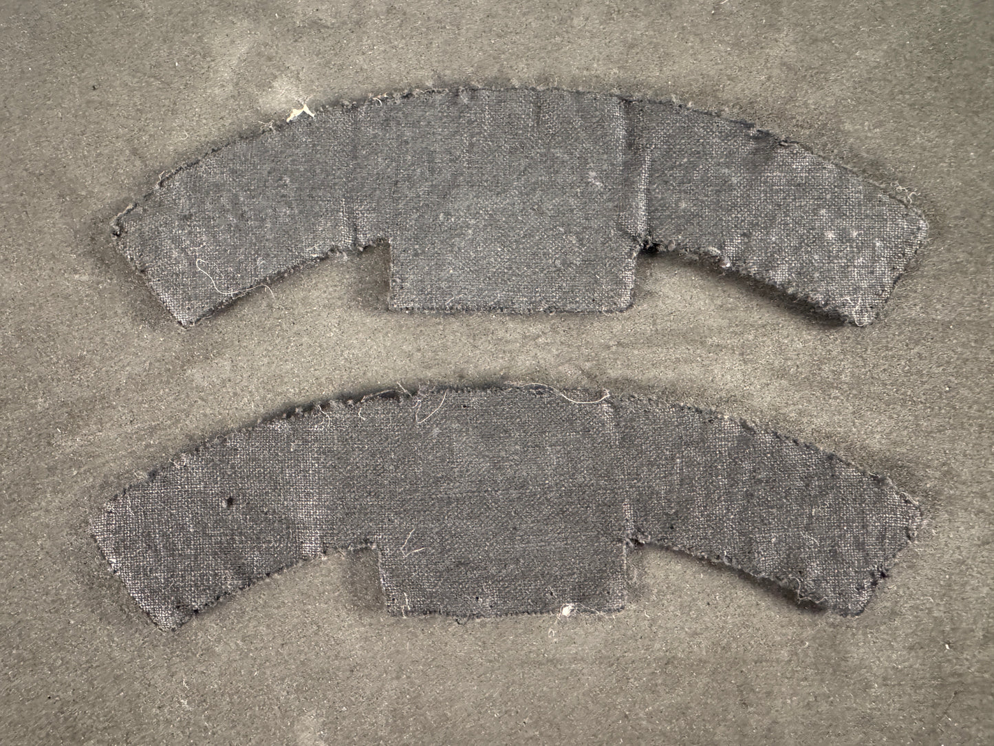 Photo 2 of British Army Brighton Grammar School Combined Cadet Force Shoulder Titles (Pair) - collectible militaria item
