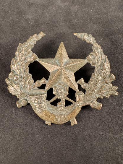 Photo 1 of WW1 British Army Scots Rifles (Cameronians) Glengarry Cap Badge - collectible militaria item