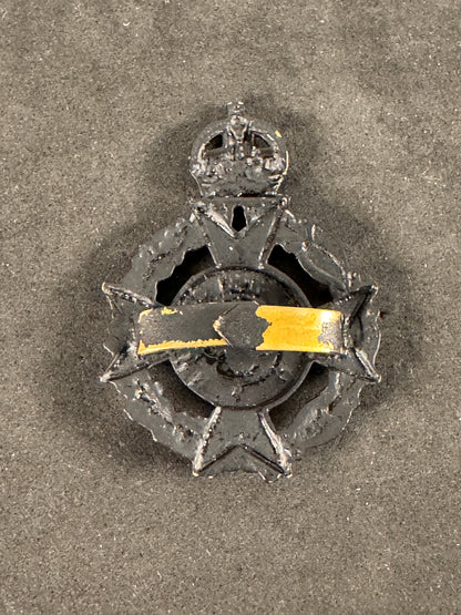 Photo 2 of WW2 British Royal Army Chaplains Department (RAChD) Officer's Cap Badge - collectible militaria item