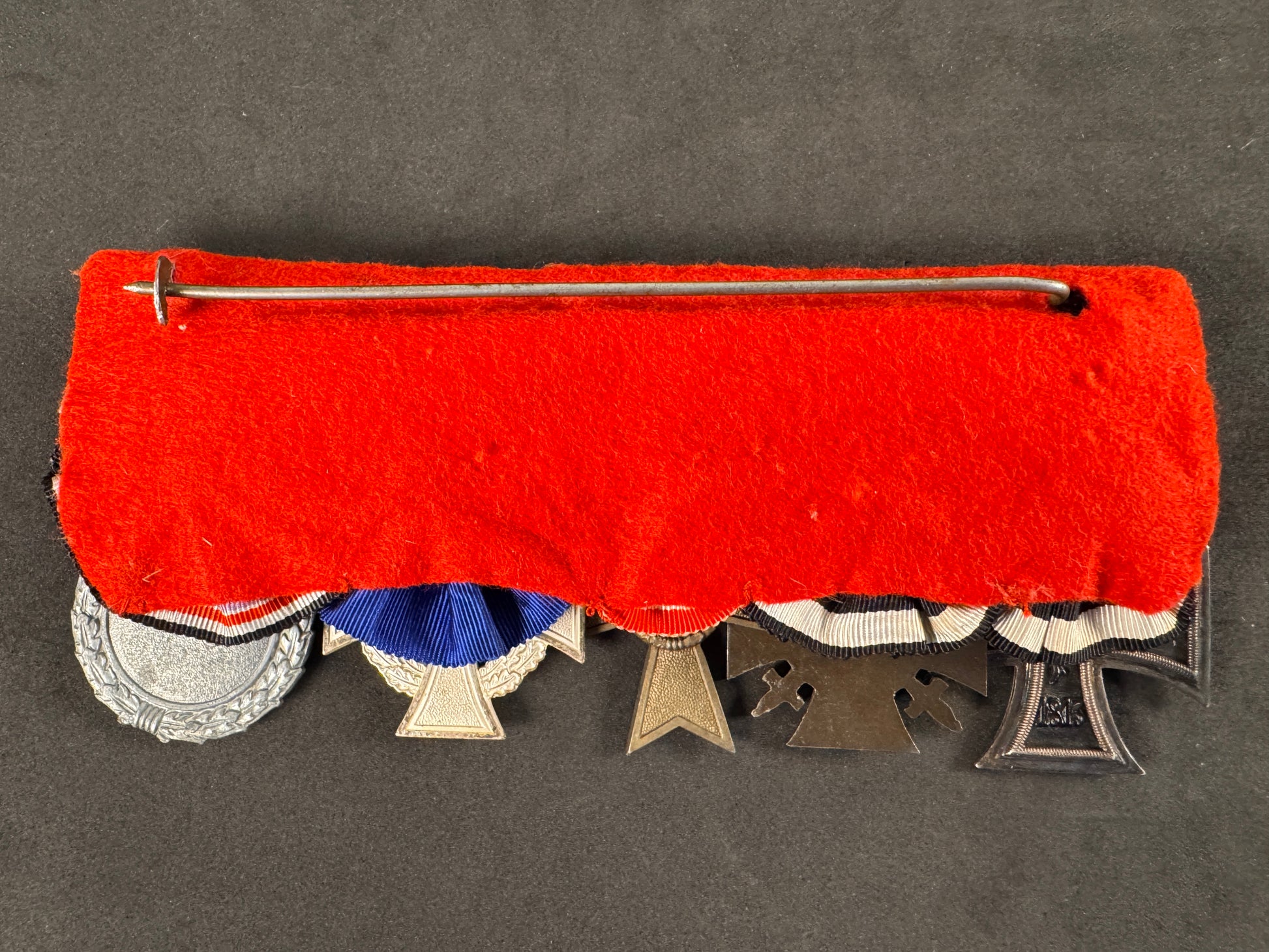 Photo 9 of WW1 & WW2 German Medal Bar - 1914 Iron Cross with 1939 Spange, War Merit, Luftschutz - collectible militaria 