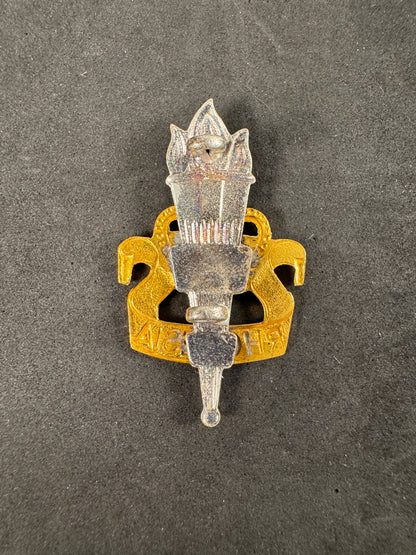 Photo 2 of Rhodesia Army Education Corps Officer's Cap Badge - Post-WW2 - collectible militaria item