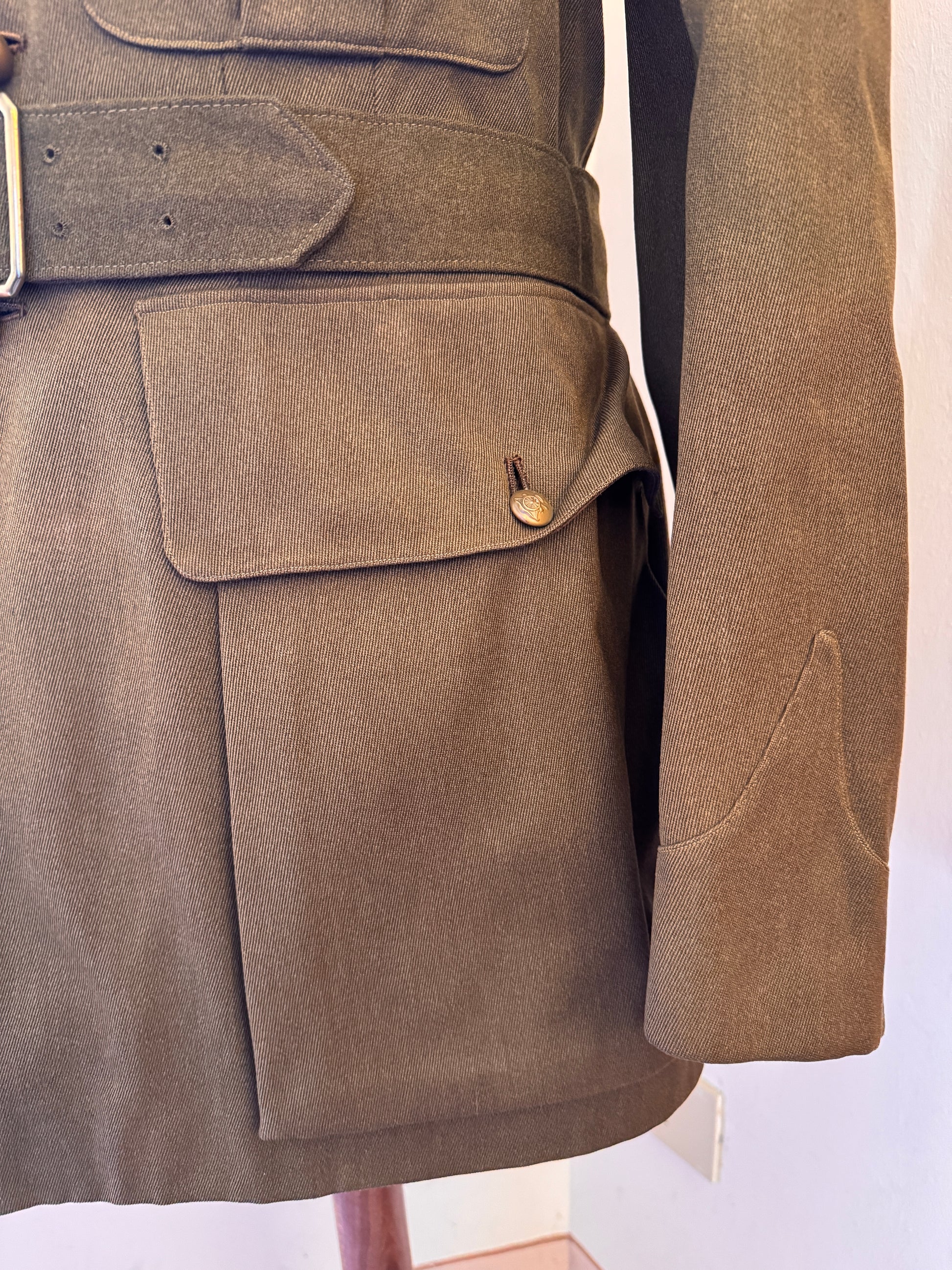 Photo 10 of WW2 British Army Royal Artillery Officer's Uniform Tunic & Trousers - collectible militaria item
