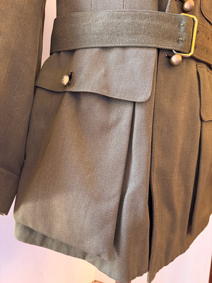 Photo 9 of WW2 British Army Royal Artillery Officer's Uniform Tunic & Trousers - collectible militaria item