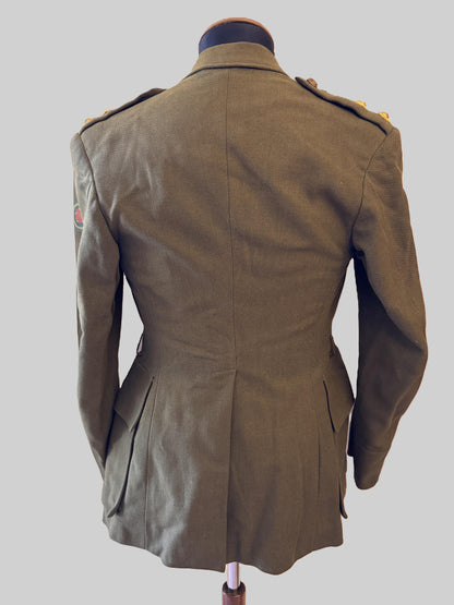 Photo 15 of WW2 British Army King's Own Yorkshire Light Infantry Officer's Uniform (KOYLI) - collectible militaria item