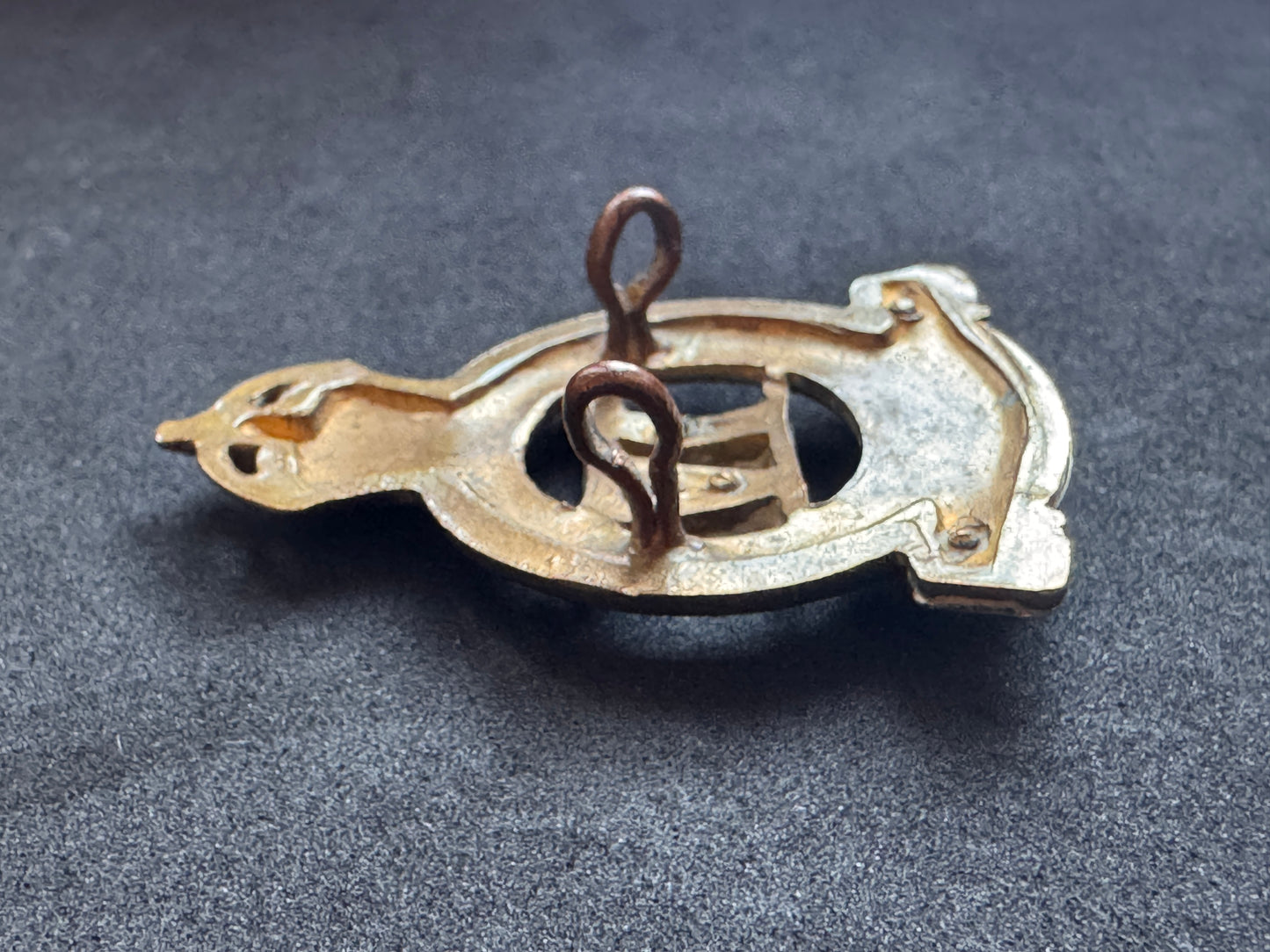 Photo 3 of WW2 British Army 4th Queen's Own Hussars Officer's Cap Badge - collectible militaria item