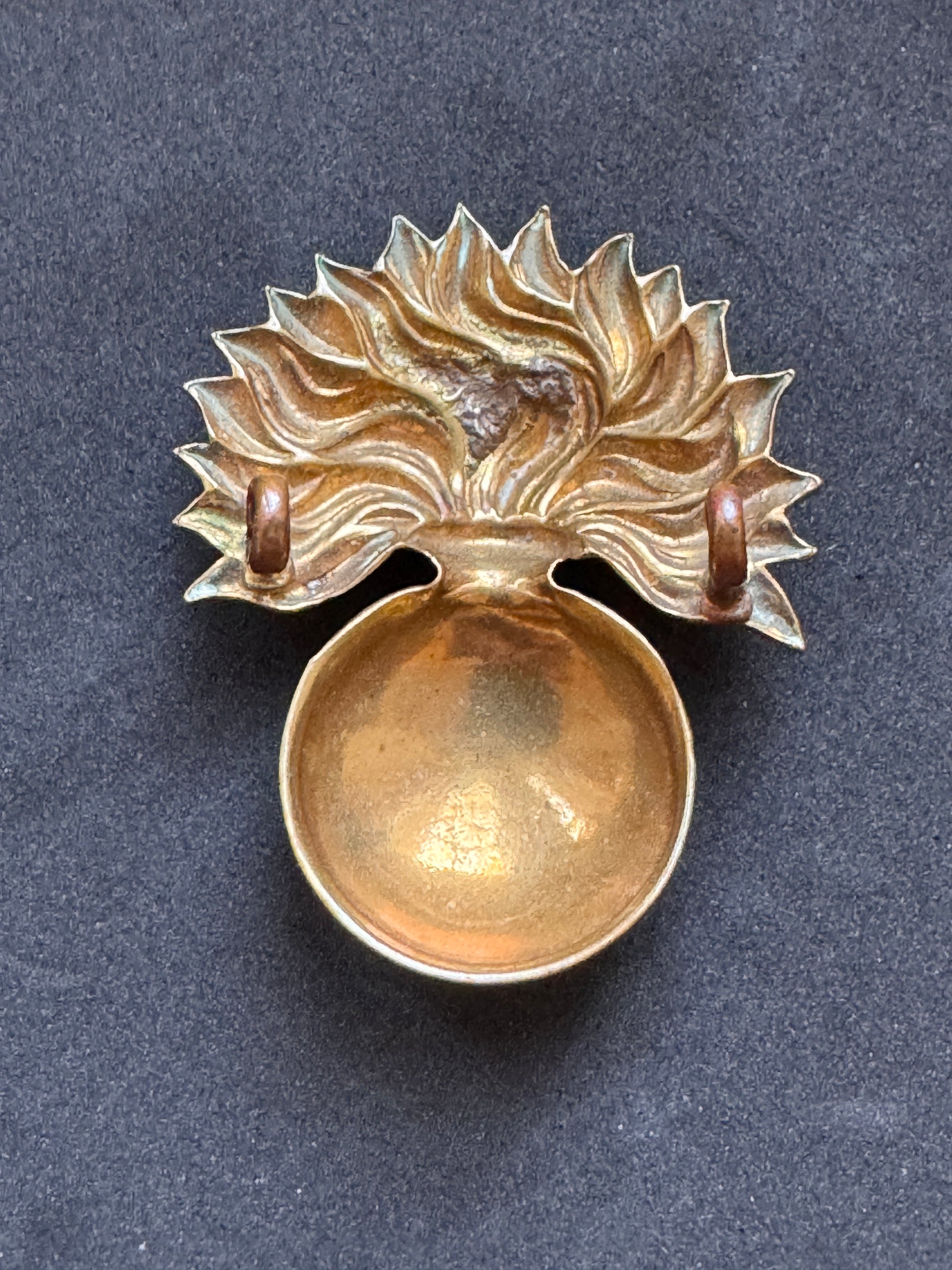 Photo 2 of WW2 British Army Grenadier Guards Cap Badge - collectible militaria item